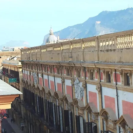 Apartment Penthouse Im Zentrum Von Palermo